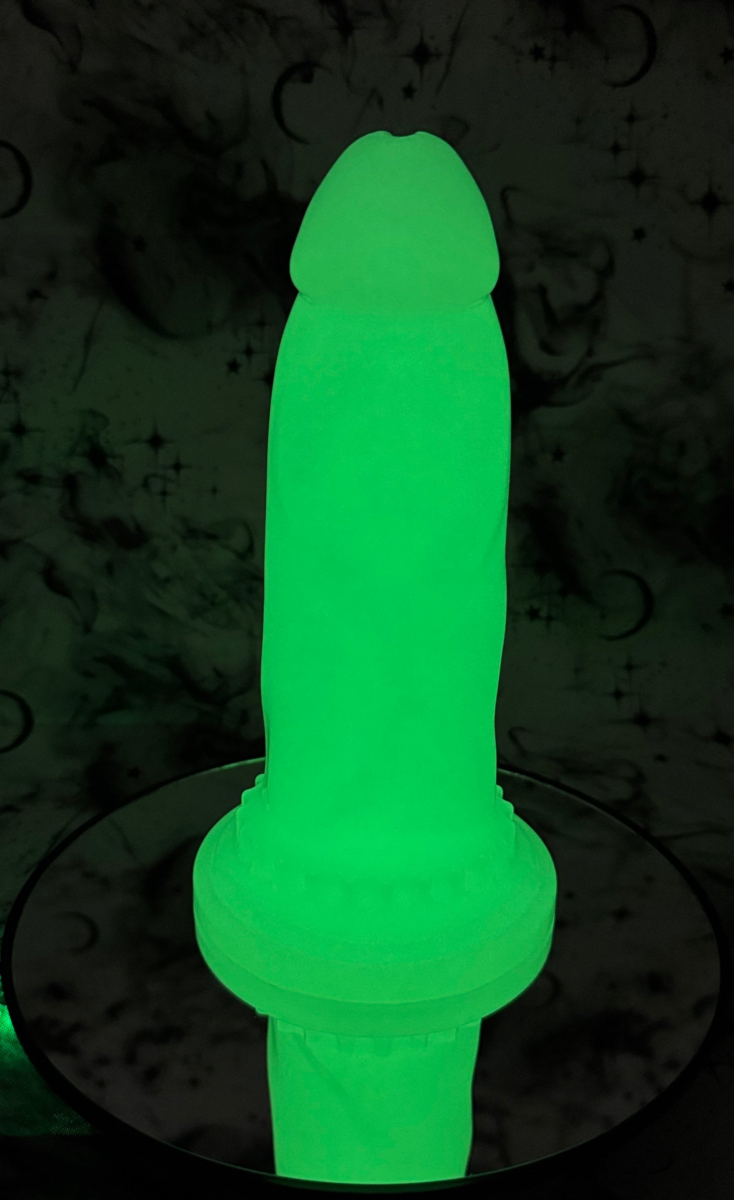 Patroclus Medium - UV + Glow Uranium Glass Pour - Dual Density NC Medium